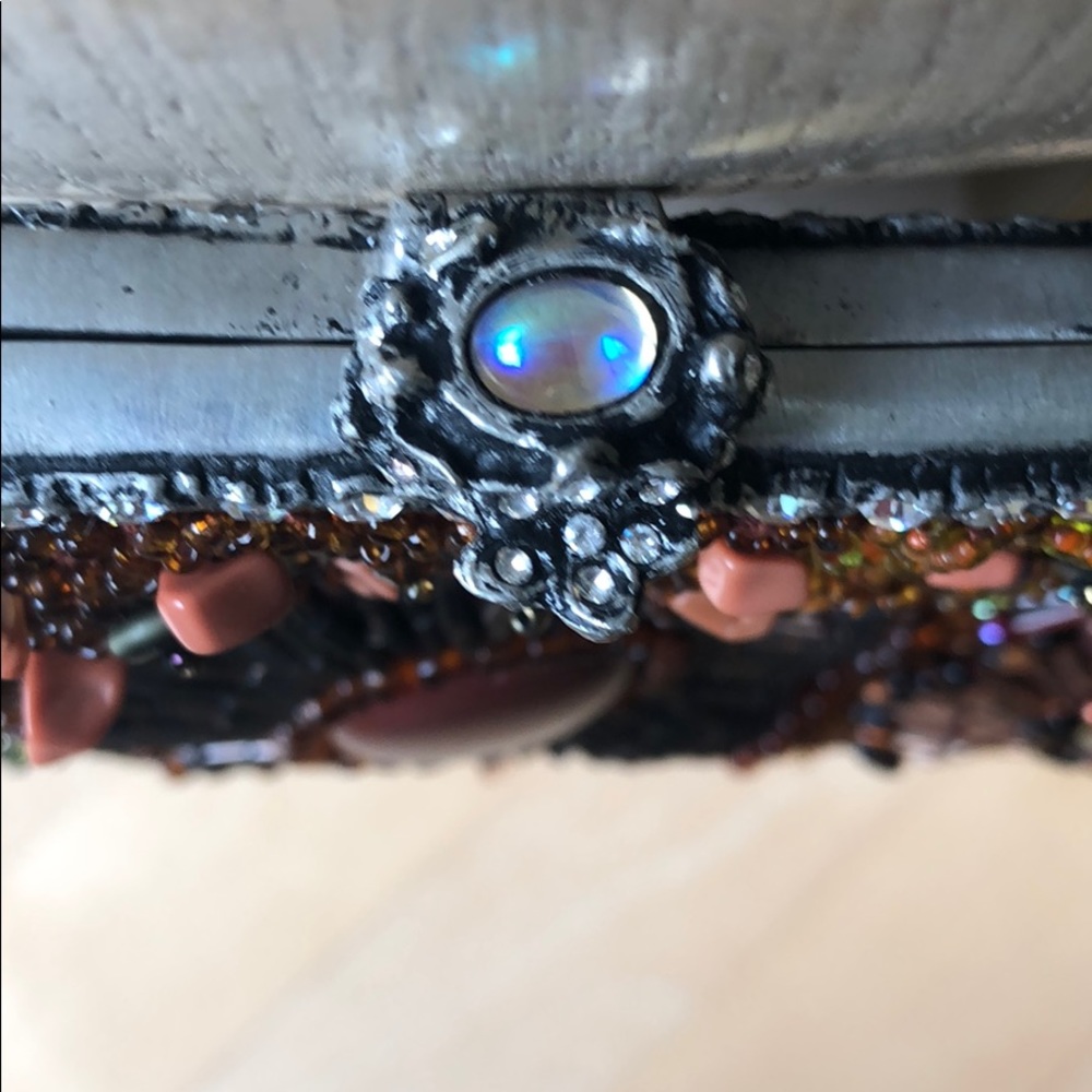 Clara Kasavina Laura Multi-Colored Clutch—missing 2 small rhinestones & 3 beads - Picture 3 of 11